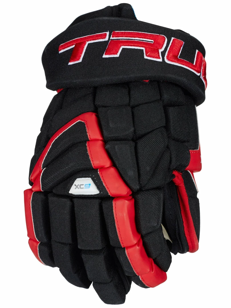 True XC9 Senior Hockey Gloves 4 True XC9 Senior Hockey Gloves