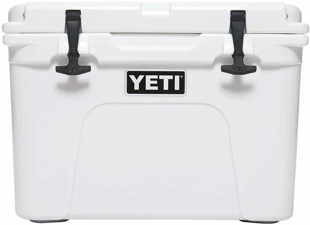 Yeti Tundra 35 Hard Cooler 3 Yeti Tundra 35 Hard Cooler